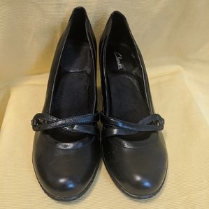 Clarks Mary Jane Black Pumps 80507 Size 10